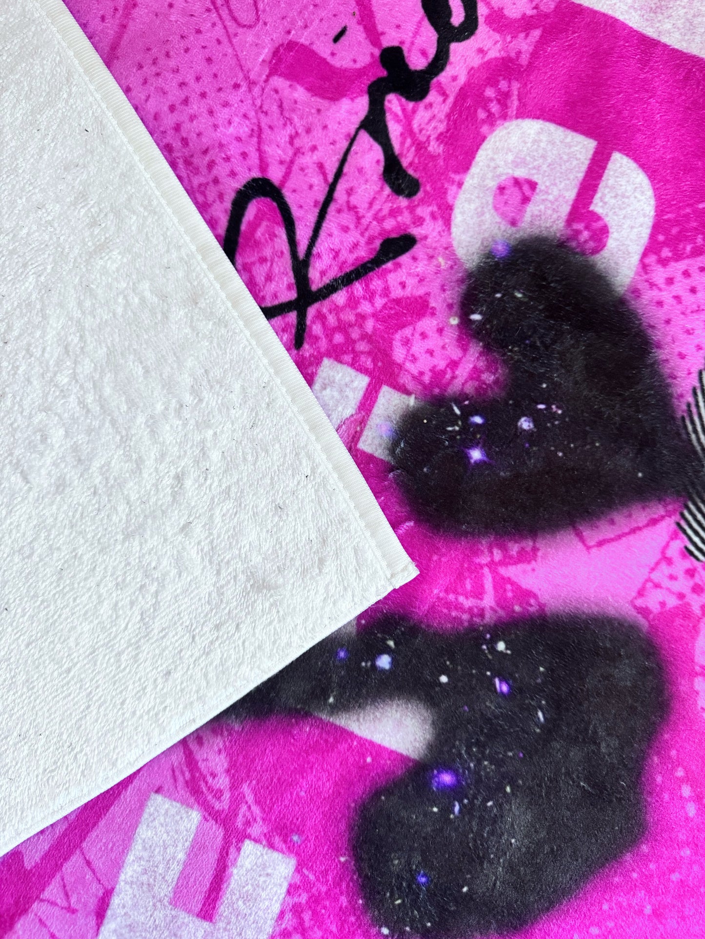 𝒟𝑜𝒪𝓂 𝐵𝒾𝓀𝒾𝒩𝒾 Towel 𝓕𝓻𝓲𝓮𝓷𝓭 (LIMITED EDITION!)